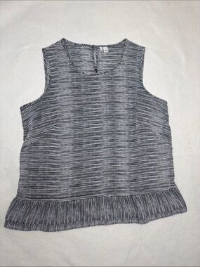 Elle Women's Black/White Striped Knit Scoop Neck Button Ruffle Tank Top L